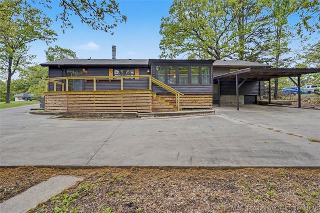 244 Covey Lane, Locust Grove, OK 74352