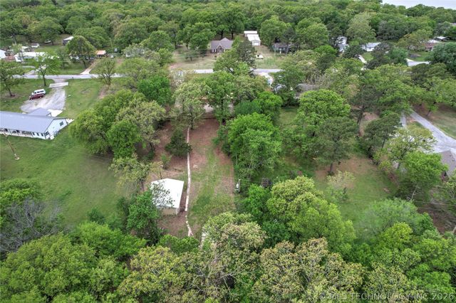 244 Covey Lane, Locust Grove, OK 74352