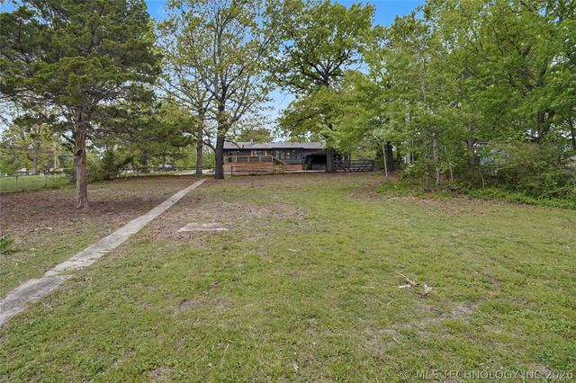 244 Covey Lane, Locust Grove, OK 74352