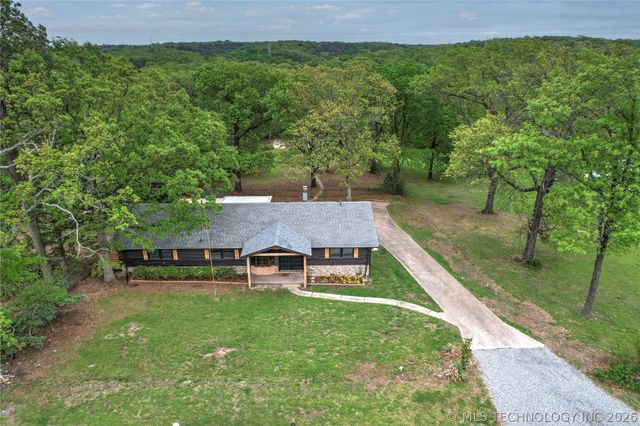 244 Covey Lane, Locust Grove, OK 74352