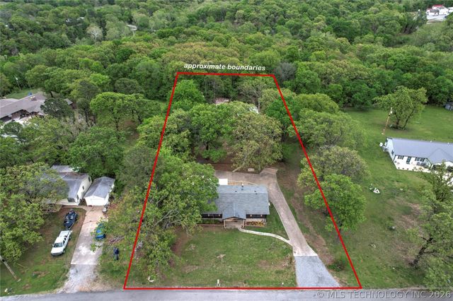 244 Covey Lane, Locust Grove, OK 74352