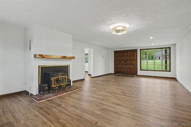 244 Covey Lane, Locust Grove, OK 74352