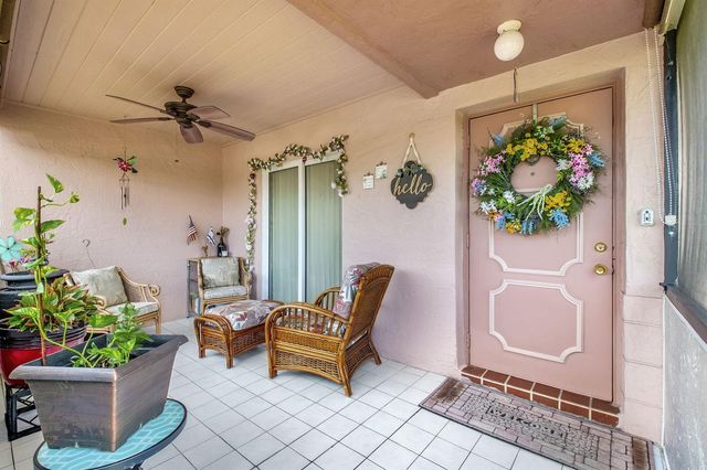 14195 Campanelli Drive, Delray Beach, FL 33484