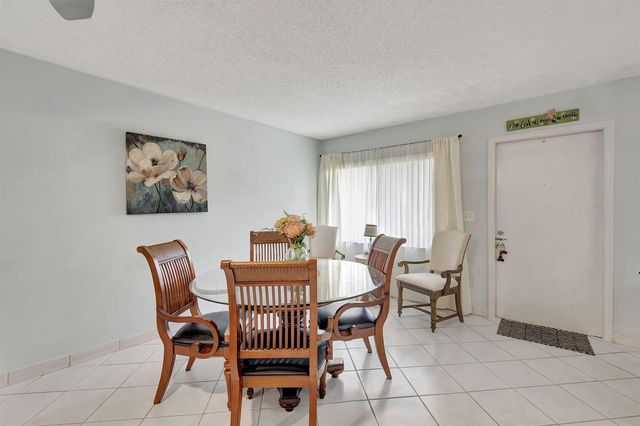 14195 Campanelli Drive, Delray Beach, FL 33484
