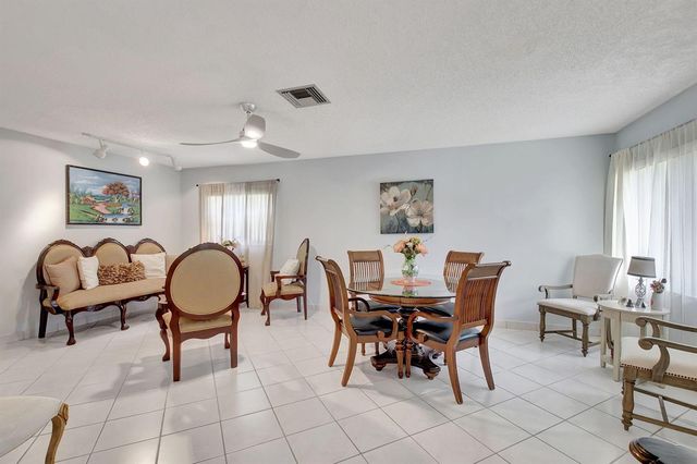 14195 Campanelli Drive, Delray Beach, FL 33484