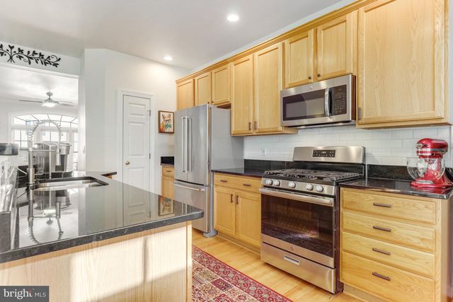 5826 PEARSON LN, Alexandria, VA 22304