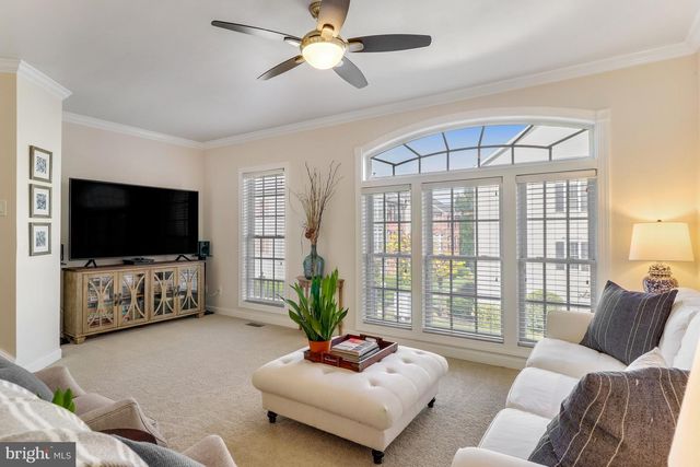 5826 PEARSON LN, Alexandria, VA 22304