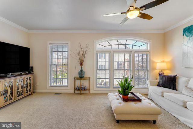 5826 PEARSON LN, Alexandria, VA 22304