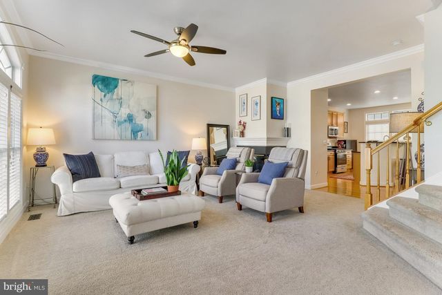 5826 PEARSON LN, Alexandria, VA 22304