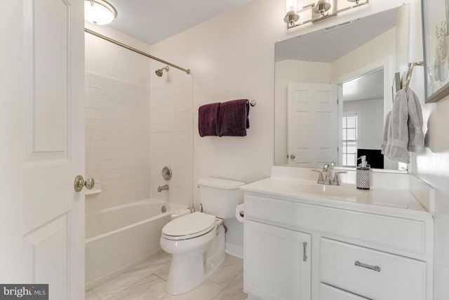 5826 PEARSON LN, Alexandria, VA 22304