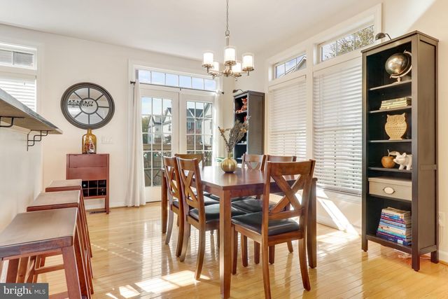 5826 PEARSON LN, Alexandria, VA 22304