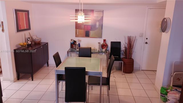 1833 S Ocean Dr 1104, Hallandale Beach, FL 33009