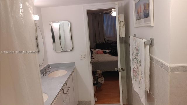 1833 S Ocean Dr 1104, Hallandale Beach, FL 33009