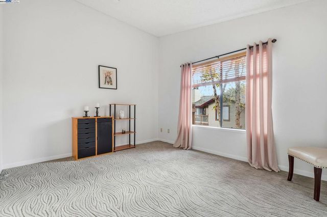 976 Huntington Ter, Fremont, CA 94536