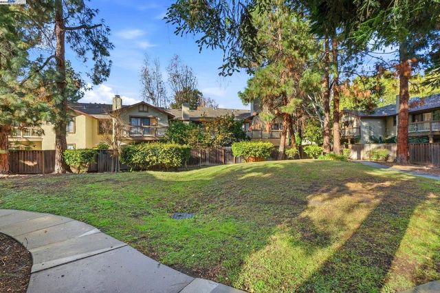 976 Huntington Ter, Fremont, CA 94536