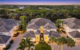 1896 Seville BLVD 1711, Naples, FL 34109