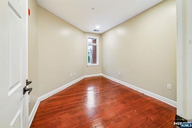 7400 River Road 437, North Bergen, NJ 07047