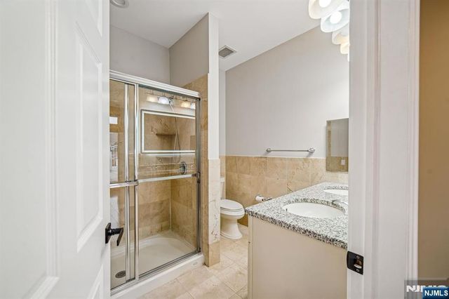 7400 River Road 437, North Bergen, NJ 07047