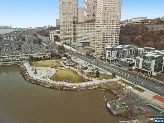 7400 River Road 437, North Bergen, NJ 07047