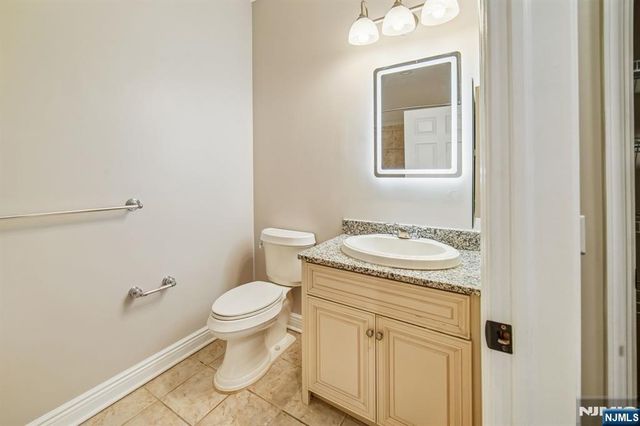 7400 River Road 437, North Bergen, NJ 07047