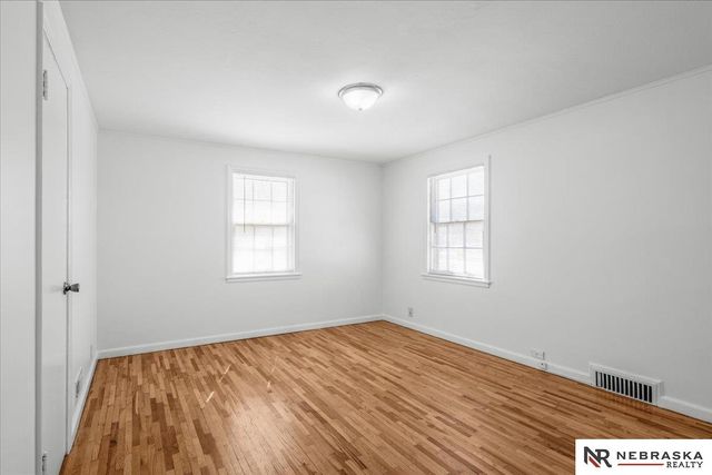 1365 S 40th Street, Lincoln, NE 68510