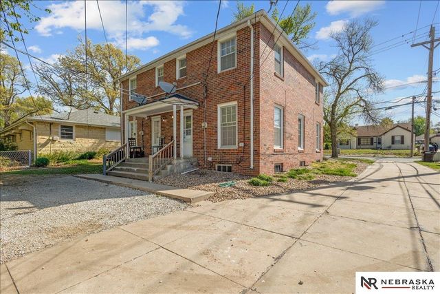 1365 S 40th Street, Lincoln, NE 68510