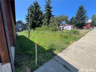204 N 1st Street, Roslyn, WA 98941