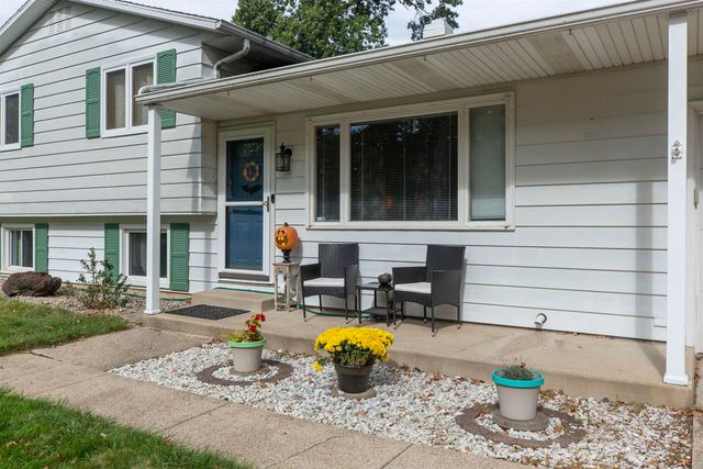 16177 Branchwood Lane, Granger, IN 46530