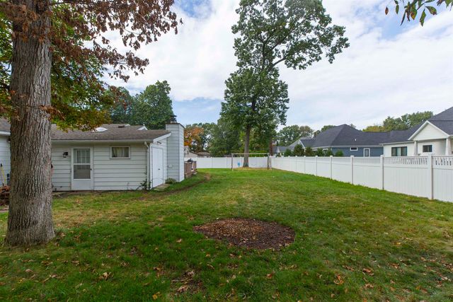 16177 Branchwood Lane, Granger, IN 46530