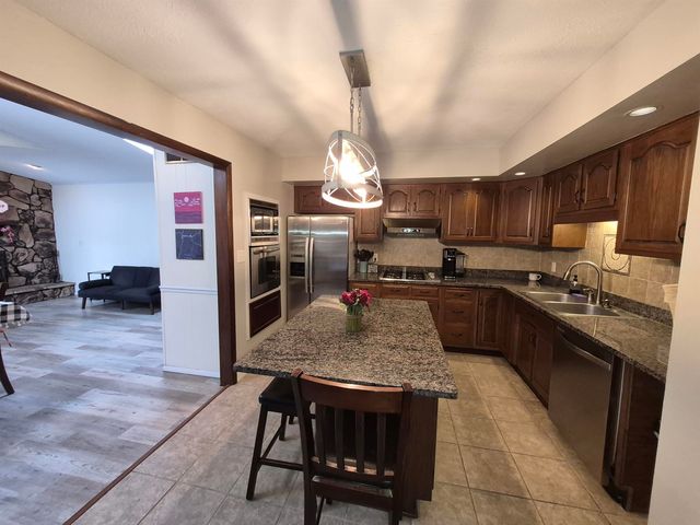 16177 Branchwood Lane, Granger, IN 46530