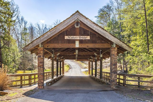 38 Reflection Drive, Dunlap, TN 37327