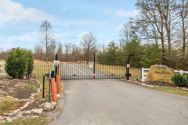 38 Reflection Drive, Dunlap, TN 37327