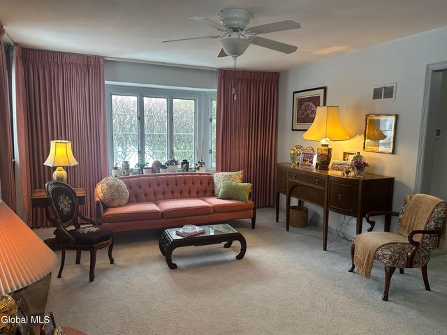 1535 Myron Street, Niskayuna, NY 12309