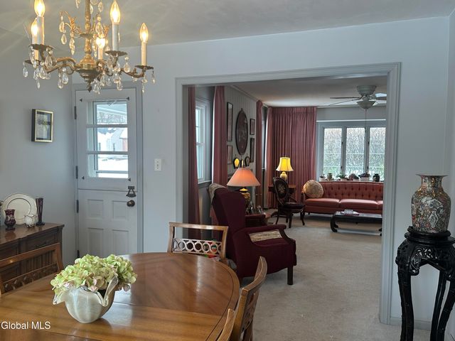 1535 Myron Street, Niskayuna, NY 12309