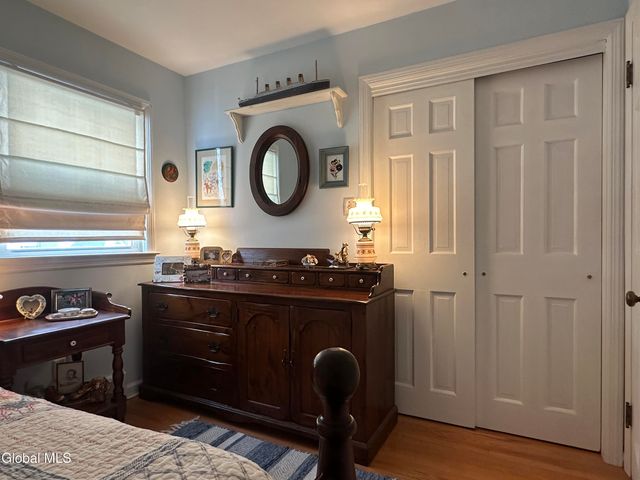 1535 Myron Street, Niskayuna, NY 12309