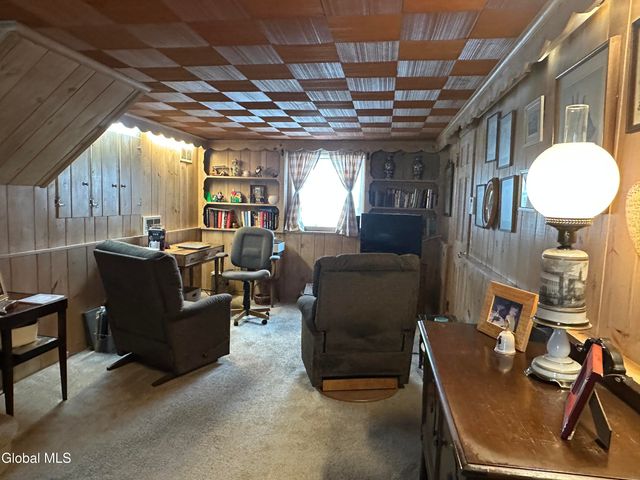 1535 Myron Street, Niskayuna, NY 12309