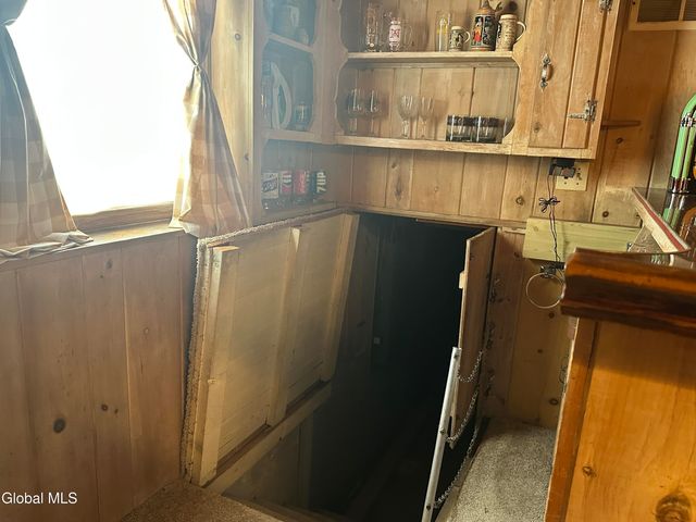 1535 Myron Street, Niskayuna, NY 12309