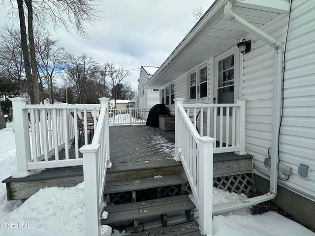 1535 Myron Street, Niskayuna, NY 12309