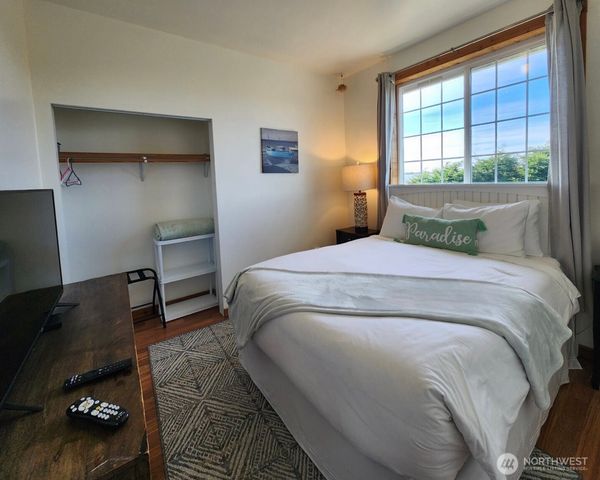 289 Marine View Drive SE, Ocean Shores, WA 98569