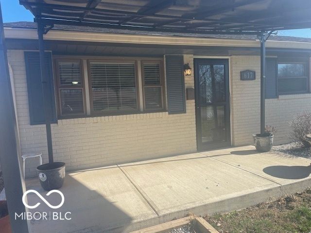 617 Grovewood Drive, Beech Grove, IN 46107