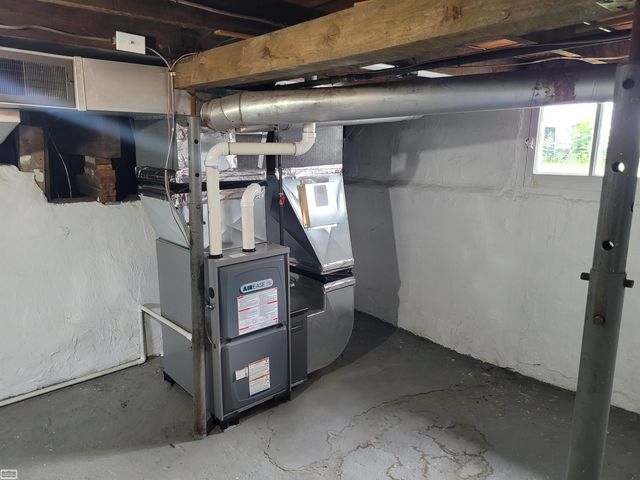 1707 Mcpherson Street, Port Huron, MI 48060