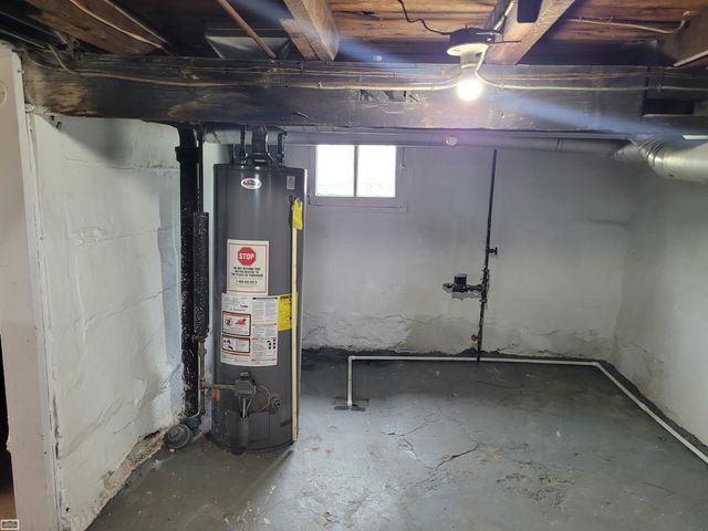1707 Mcpherson Street, Port Huron, MI 48060