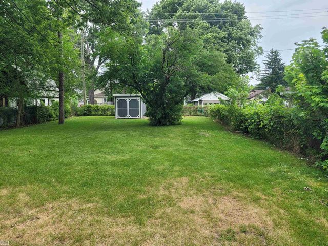 1707 Mcpherson Street, Port Huron, MI 48060