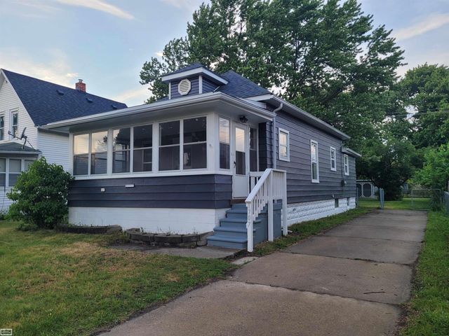 1707 Mcpherson Street, Port Huron, MI 48060