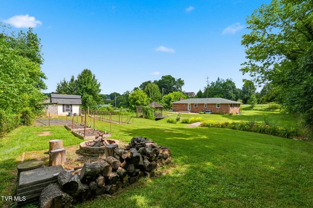 157 Old Moreland Drive, Kingsport, TN 37663