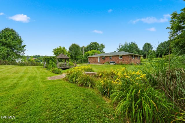 157 Old Moreland Drive, Kingsport, TN 37663