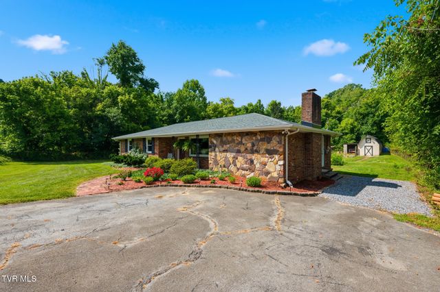 157 Old Moreland Drive, Kingsport, TN 37663