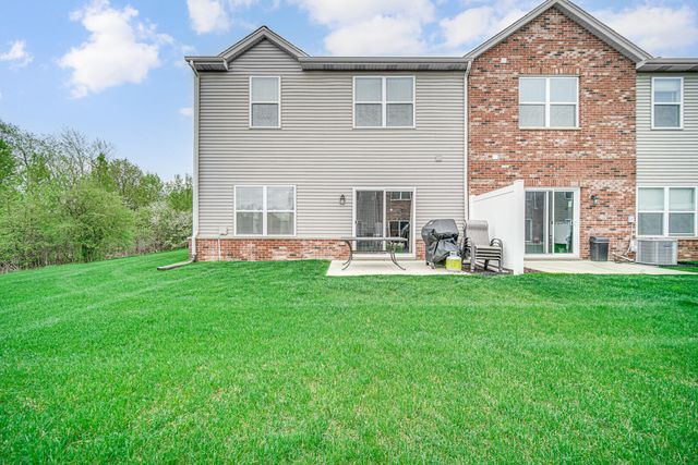 11150 Putnam Drive, Crown Point, IN 46307
