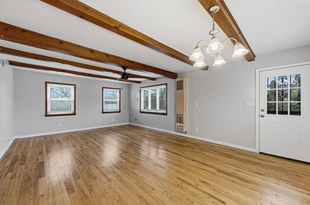 1884 E North Broadway Street, Columbus, OH 43224