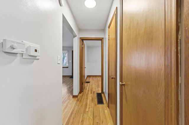 1884 E North Broadway Street, Columbus, OH 43224